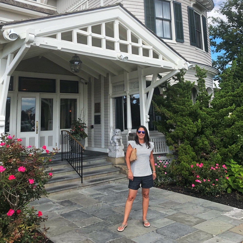 Meet your Posher, Jenn
